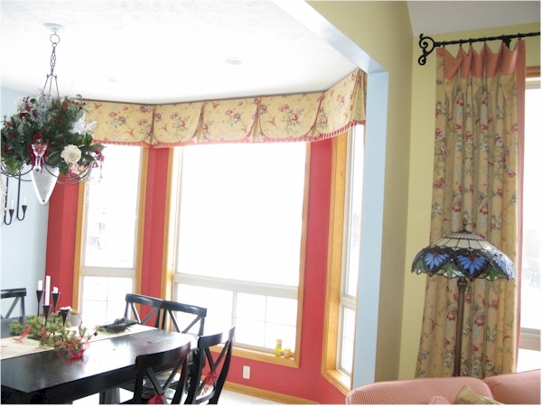 Charming country flair in dining and living room.